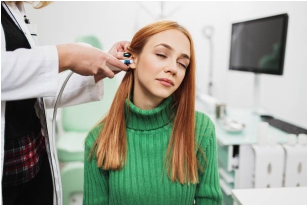 How to treat infected ear piercing- Causes and Treatment